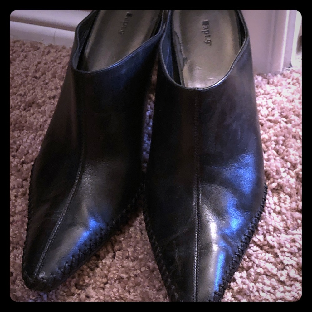 Shoe boot by Apt. 9